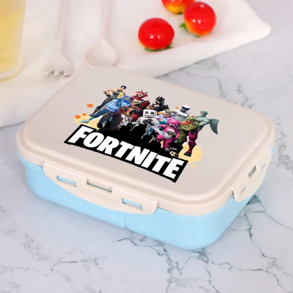 S7a71cb42c00f4b5f8b5d2e8e008218f7I.webp 🍱 صندوق غداء فورتنايت بنتو: متعة الوجبات!